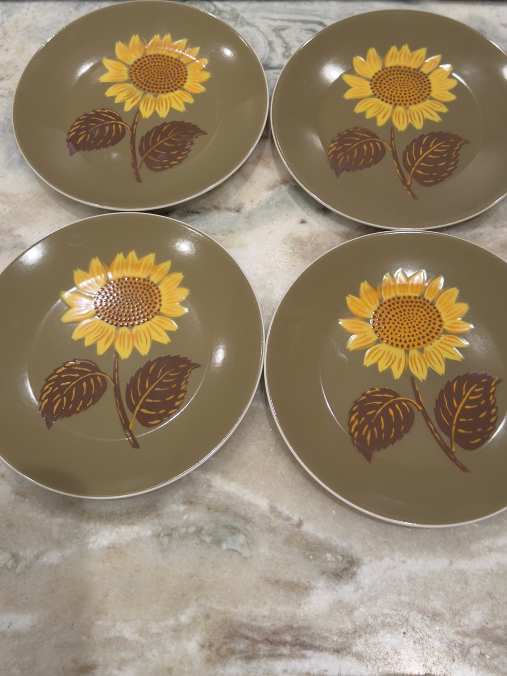 4 Vintage Harmony House Sunflower #4244 Japan Stoneware 7.5” Salad Plates Set 4
